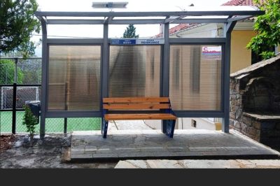 Εγκατάσταση έξυπνων στεγάστρων Δημοτικής συγκοινωνίας στον Δήμο Βοΐου. Σύγχρονα στέγαστρα – Μία ουσιαστική βελτίωση στις μεταφορές